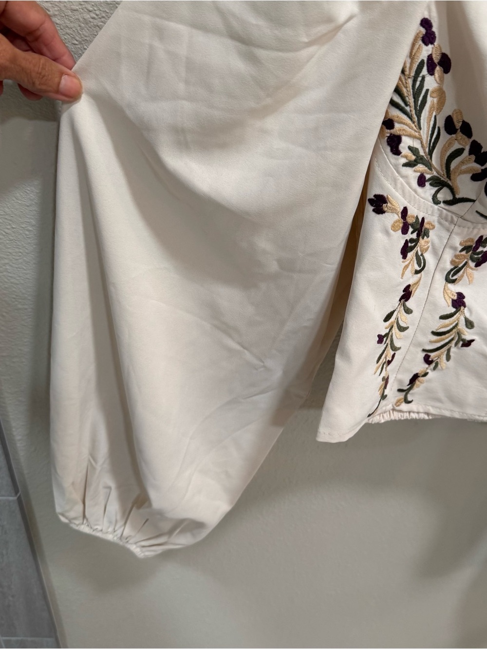 Promesa Juliet Embroidered Peasant Crop Top Sweetheart Neckline Ivory Size S - Picture 5 of 11